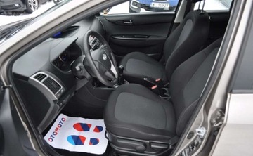 Hyundai i20 I Hatchback 5d Facelifting 1.2 DOHC 85KM 2013 Hyundai i20 LIFT Benzyna 1.2 Klimatyzacja 1.2 Benzyna 85KM, zdjęcie 12