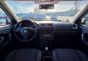 Skoda Fabia II Hatchback 1.2 i HTP 12V 70KM 2008 Skoda Fabia 1,2 Ben Klima 1.2 Benzyna 70KM, zdjęcie 19