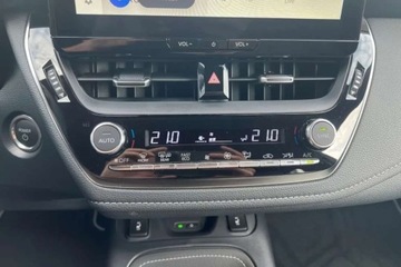 Toyota Corolla XII TS Kombi Facelifting 1.8 Hybrid 140KM 2025 Toyota Corolla 1.8 140KM Touring Sports Duzy rabat Polski Salon Style, zdjęcie 19