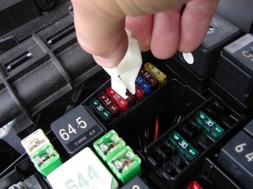 АВТОМОБИЛЬНЫЙ ПРЕДОХРАНИТЕЛЬ МАКСИ 25А