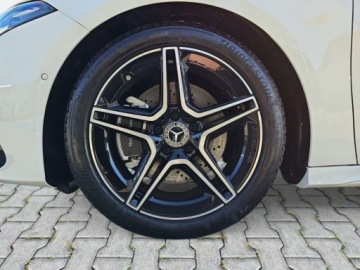 Mercedes Klasa A W177/V177 Hatchback Facelifting 2.0 220 190KM 2024 Mercedes-Benz Klasa A A 220 4MATIC AMG MULTIBEAM LED Panorama Kamera 3, zdjęcie 8