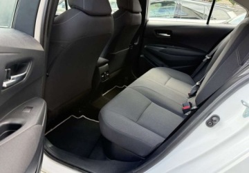 Toyota Corolla XII Sedan 1.8 Hybrid 122KM 2021 Toyota Corolla Kameraczujniki przod i tyl, Salon Polska, Serwis ASO, FV-VA, zdjęcie 16