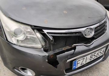 Toyota Avensis III Wagon 2.0 D-4D 126KM 2010 Toyota Avensis 2010r, 2.0 DIESEL. Lekko uszkodzony przod. Jezdzi. 2.0, zdjęcie 18