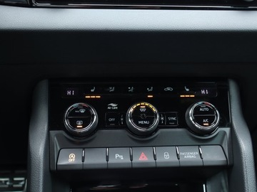 Skoda Karoq Crossover Facelifting 1.5 TSI ACT 150KM 2022 Skoda Karoq 1.5 TSI, Salon Polska, 1. Właściciel, zdjęcie 12