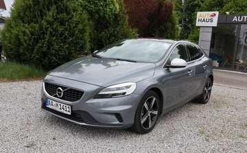 Volvo V40 II Hatchback Facelifting 1.5 T3 152KM 2018