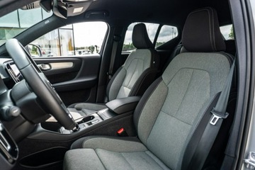 Volvo XC40 Crossover Facelifting 2.0 B4 197KM 2023 Volvo XC 40 B4 197KM FV23% Gwarancja, zdjęcie 9