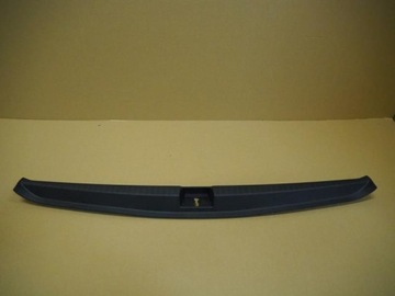 OSŁONA PROGU PASA TYLNEGO DACIA DUSTER II