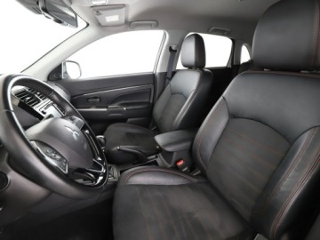 Mitsubishi ASX I SUV Facelifting 2016 1.6 114KM 2019 Mitsubishi ASX bi-xenon/LED klima auto navi, zdjęcie 12