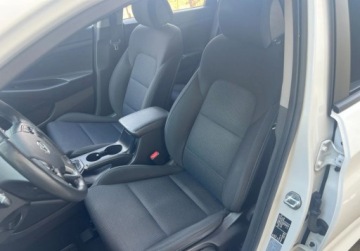 Hyundai Tucson III SUV 1.7 CRDi 141KM 2017 Hyundai Tucson 1.7 CRDi 140 KM Automat Comfort Kamera Polski Salon 1.7, zdjęcie 9