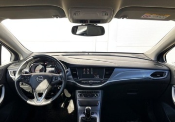 Opel Astra K Hatchback 5d 1.4 Turbo 125KM 2018 Opel Astra 1.4 T 125KM MT6 Enjoy Salon PL FV23 1.4 Benzyna 125KM, zdjęcie 9