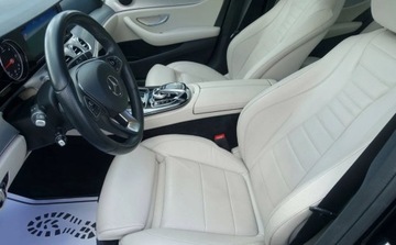 Mercedes Klasa E W213 Limuzyna 2.0 220d 194KM 2018 Mercedes-Benz Klasa E 220d 195KM 4Matic Salon PL 2 wlasciciel Bogate wypos, zdjęcie 12