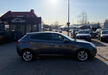 Alfa Romeo Giulietta Nuova II Hatchback 5d 1.4 TB 16v 120KM 2010 Alfa Romeo Giulietta Alfa Romeo Giulietta 1.4 Benzyna 120KM, zdjęcie 1