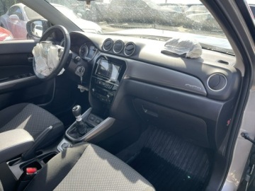 Suzuki Vitara III 2022 Suzuki Vitara mHEV Kamera 4x4 Podgrzewanie, zdjęcie 8