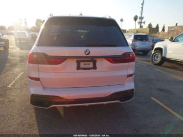 BMW X7 2022 BMW X7 2022 r., 3,0L XDRIVE40I 3.0 Benzyna 335KM, zdjęcie 16