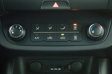 Kia Sportage III SUV 1.7 CRDi 116KM 2012 Kia Sportage 1.7 CRDi, Navi, Klima, Tempomat, zdjęcie 12