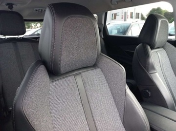 Peugeot 5008 II Crossover 1.2 PureTech 130KM 2020 Peugeot 5008 Automat Navi Kamera Sensor Elektryka 7 osob 2xPDC Alu 1.2, zdjęcie 16