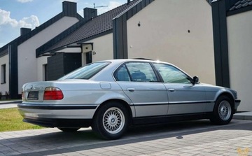 BMW Seria 7 E38 750 i 326KM 1994 BMW Seria 7 750i, zdjęcie 25
