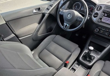 Volkswagen Tiguan I SUV 1.4 TSI BlueMotion 150KM 2011 Volkswagen Tiguan Volkswagen Tiguan I 1,4 TSI 150 KM Team Serwisowany Bezw, zdjęcie 20