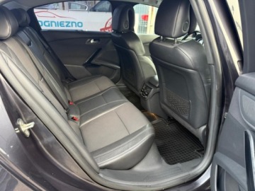 Peugeot 508 I Sedan 2.0 Hybrid4 200KM 2012 Peugeot 508 Hybrid4 200KM Naped 4x4 Xenony Nawigacja Head-Up Serwisowany G, zdjęcie 6