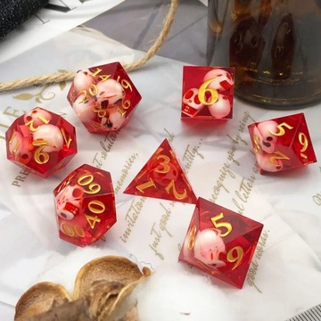 KRWAWA KĄPIEL ZESTAW 7 EPOKSYDOWYCH KOŚCI KOSTEK RPG