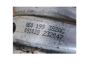 EXEO 2.0TDI UCHYCENÍ DRŽÁK MOTORU PRAVÁ 8E0199352M