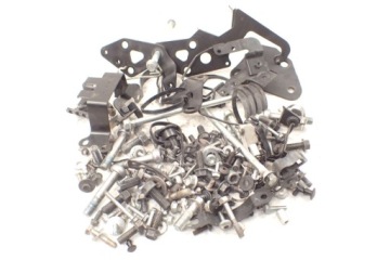 Suzuki VLR 1800 Intruder Śruby z demontażu