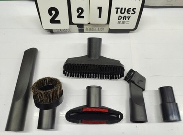 Набор аксессуаров для пылесоса: Узкие насадки для чистки, 6 шт.