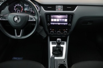 Skoda Octavia III Kombi Facelifting 1.4 TSI 150KM 2018 Skoda Octavia 1.4 TSI, Salon Polska, zdjęcie 11
