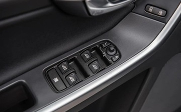 Volvo XC60 I SUV 2.4 D3 163KM 2009 Volvo XC 60 2.4 D 163KM R-Designe Skora Alu PDc Hak Serwis Gwarancjia, zdjęcie 15