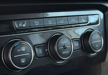 Volkswagen Tiguan II SUV 2.0 TDI 150KM 2018 Volkswagen Tiguan Allspace 4x4 Alcantara Kamera Webasto Navi Led FV, zdjęcie 29