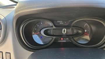 Renault Trafic III Furgon 1.6 Energy dCi 145KM 2018 Renault Trafic 9 miejsc, 2 komplety kół, zdjęcie 25