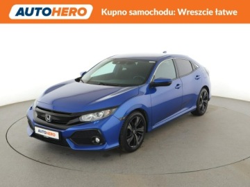 Honda Civic X Hatchback 5d 1.0 VTEC TURBO 126KM 2019 Honda Civic full LED navi klima auto grzane fotele