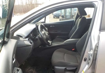 Toyota C-HR I Crossover 1.8 Hybrid 122KM 2018 Toyota C-HR Okazja 1.8 Hybryda 122KM, zdjęcie 27