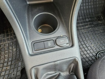 Volkswagen up! Hatchback 5d 1.0 MPI 60KM 2015 Volkswagen Up! 1,0 benzyna 60KM, zdjęcie 13