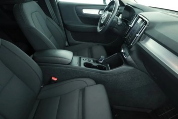 Volvo XC40 2021 Volvo XC40 B4, Salon Polska, Serwis ASO, Automat, zdjęcie 6