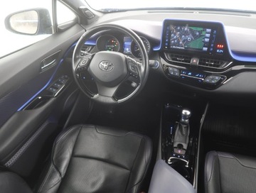 Toyota C-HR I Crossover 1.8 Hybrid 122KM 2016 Toyota C-HR 1.8 Hybrid, Salon Polska, Serwis ASO, zdjęcie 6