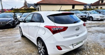 Hyundai i30 II Wagon 1.6 GDI 135KM 2014 Hyundai i30 BENZYNA 5 DRZWI KLIMA niski przebieg super okazja 1.6, zdjęcie 20