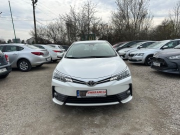 Toyota Corolla XI Sedan Facelifting 1,6 Valvematic 132KM 2017 Toyota Corolla Lift/1.6132KM/Biała perła/Kamera, zdjęcie 3