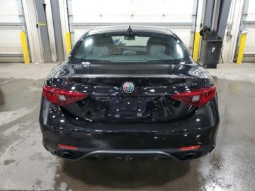 Alfa Romeo Giulia II Sedan Facelifting 2.0 Turbo 280KM 2020 Alfa Romeo Giulia Giulia TI Q4 2020, R-4 280KM, 4x4, od ubezpieczalni 2.0, zdjęcie 5