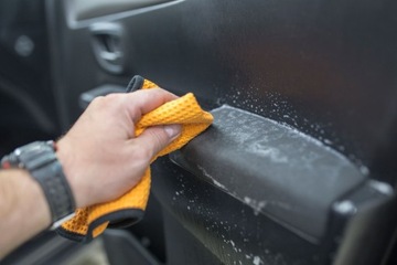 ADBL КАПОТ + ADBL ОЧИСТИТЕЛЬ САЛОНА + ЩЕТКА