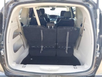 Chrysler Pacifica II 2022 Chrysler Pacifica Touring L 2022 3.6l 3.6 Benzyna 287KM, zdjęcie 5