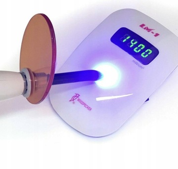 СВЕТОДИОДНАЯ ПОЛИМЕРИЗИРУЮЩАЯ ЛАМПА СТОМАТОЛОГИЧЕСКАЯ ЛАМПА 2200МАЧ