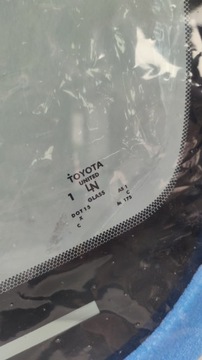 SKLO (OKNO) PŘEDNÍ OE 5610106172 TOYOTA CAMRY