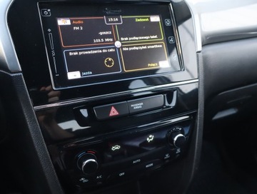 Suzuki Vitara III SUV 1.6 VVT 120KM 2016 Suzuki Vitara 1.6 VVT, Salon Polska, Serwis ASO, zdjęcie 11