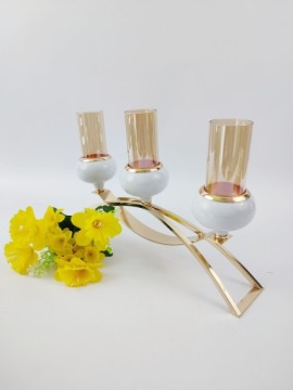 Трехрукавный подсвечник Gold / White EYMEN