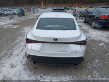 Lexus IS III 2024 Lexus IS 300, 2024r., 4x4, 3.5L 3.5 Benzyna 260KM, zdjęcie 5