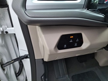 Volkswagen Multivan T7 Van L1 2.0 TDI 150KM 2025 Volkswagen Multivan Family 2.0 TDI 150 KM L2, zdjęcie 7