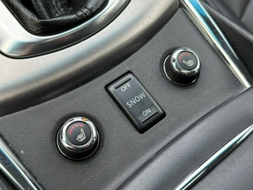 Infiniti G G37 Sedan Facelifting 3.7 V6 320KM 2013 Infiniti G37 3.7 V6 24V 320KM 2013r kamera, FV23%, zdjęcie 21