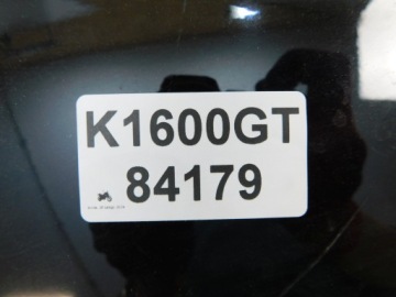 BMW K1600GT K48 ПРАВАЯ КРЫШКА ЗАЛИВНОЙ ГОРЛОВИНЫ БАКА