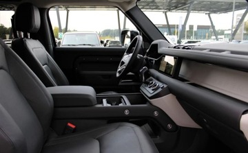 Land Rover Defender IV (L663) Hard Top 90 3.0D R6 250KM 2023 Land Rover Defender DEFENDER MY24 3.0D I6 250PS AWD Auto XS Edition 90 3.0, zdjęcie 2